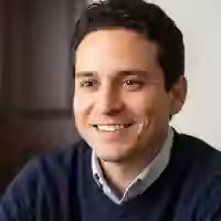 Retrato de Jorge Alberto Ramírez, gerente de infraestructura de data center que recomienda extintores CO2